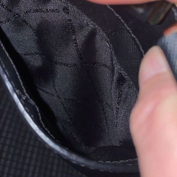 MICHAEL KORS Cindy Large Saffiano Leather Backpack Black - Picture 4 of 13